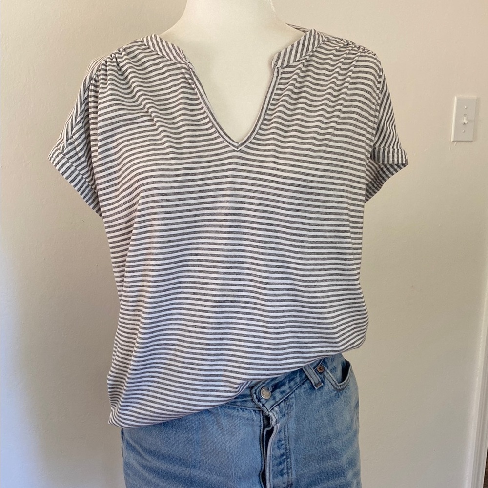 Lucky Brand Gray and White Relaxed Blouse